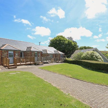 Keepers Lodge, Hillfield Village Dartmouth Exteriör bild