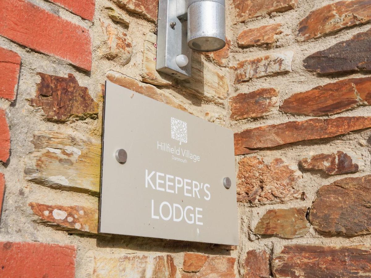 Keepers Lodge, Hillfield Village Dartmouth Exteriör bild